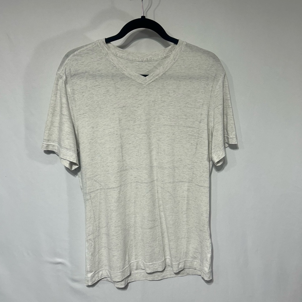Lululemon White Short Sleeve Tee Soft Knit Casual.